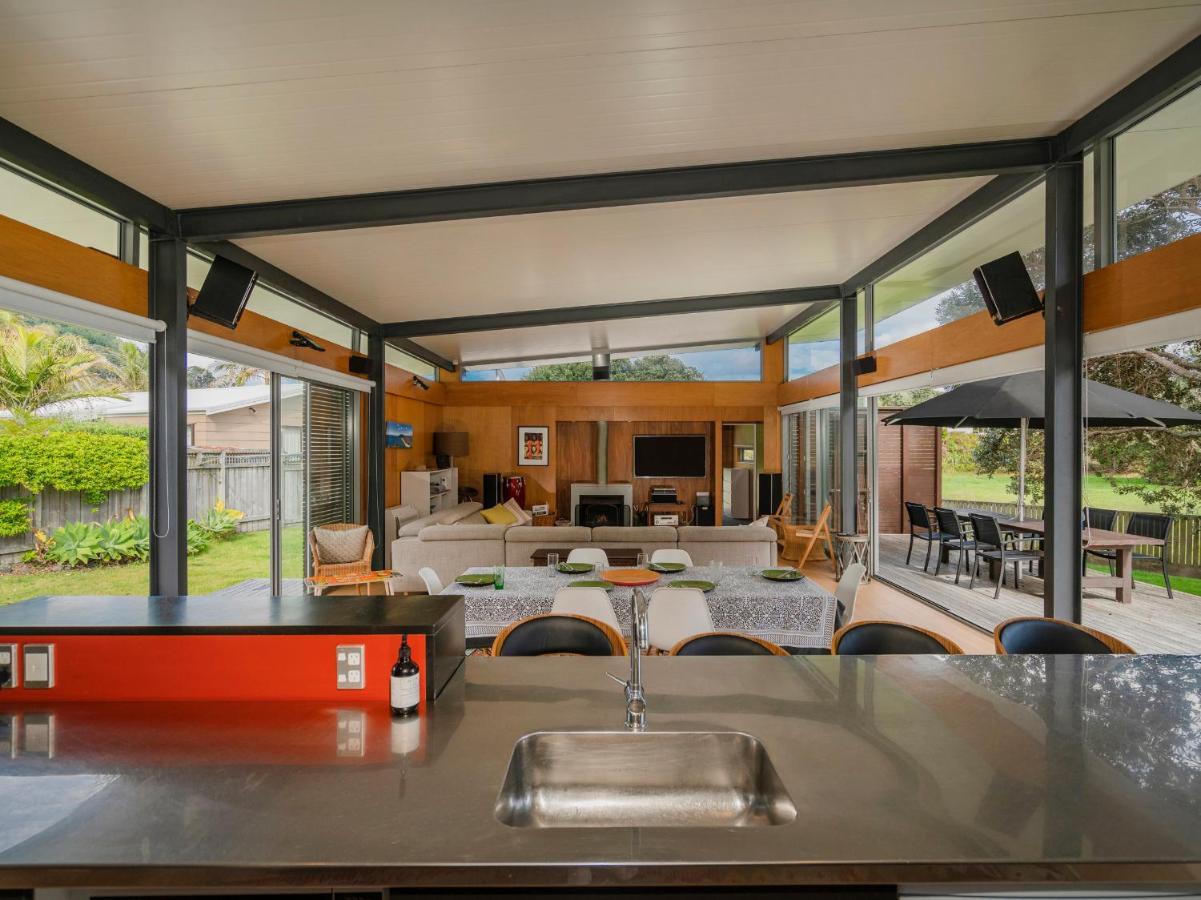 Little Paua - Pauanui Holiday Home Екстер'єр фото